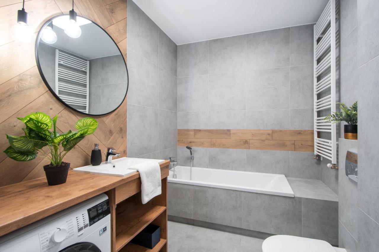 Warsaw Inside Airport & Business Premium Apartment ภายนอก รูปภาพ